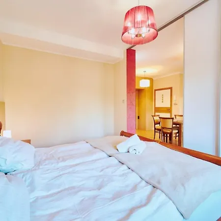 Rubinowy Sauna Zdroj Apartman *